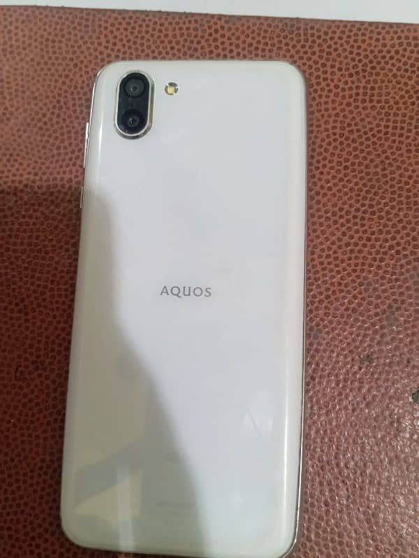 aquos R2 non pta 10/10 60fps king 0