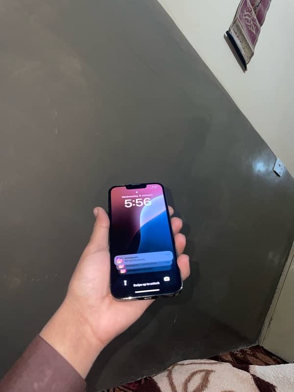 iPhone 13 Pro factory unlock 2