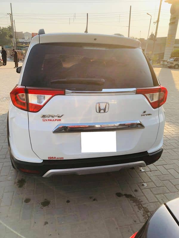 Honda BR-V 2019 14