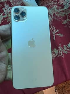 iPhone 11 pro max scrathless 256 GB gold