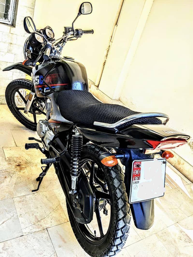 Yamaha YBR 125G 2023 1