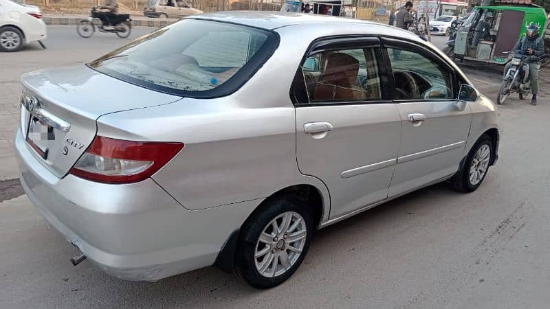 Honda City IDSI 2004 0