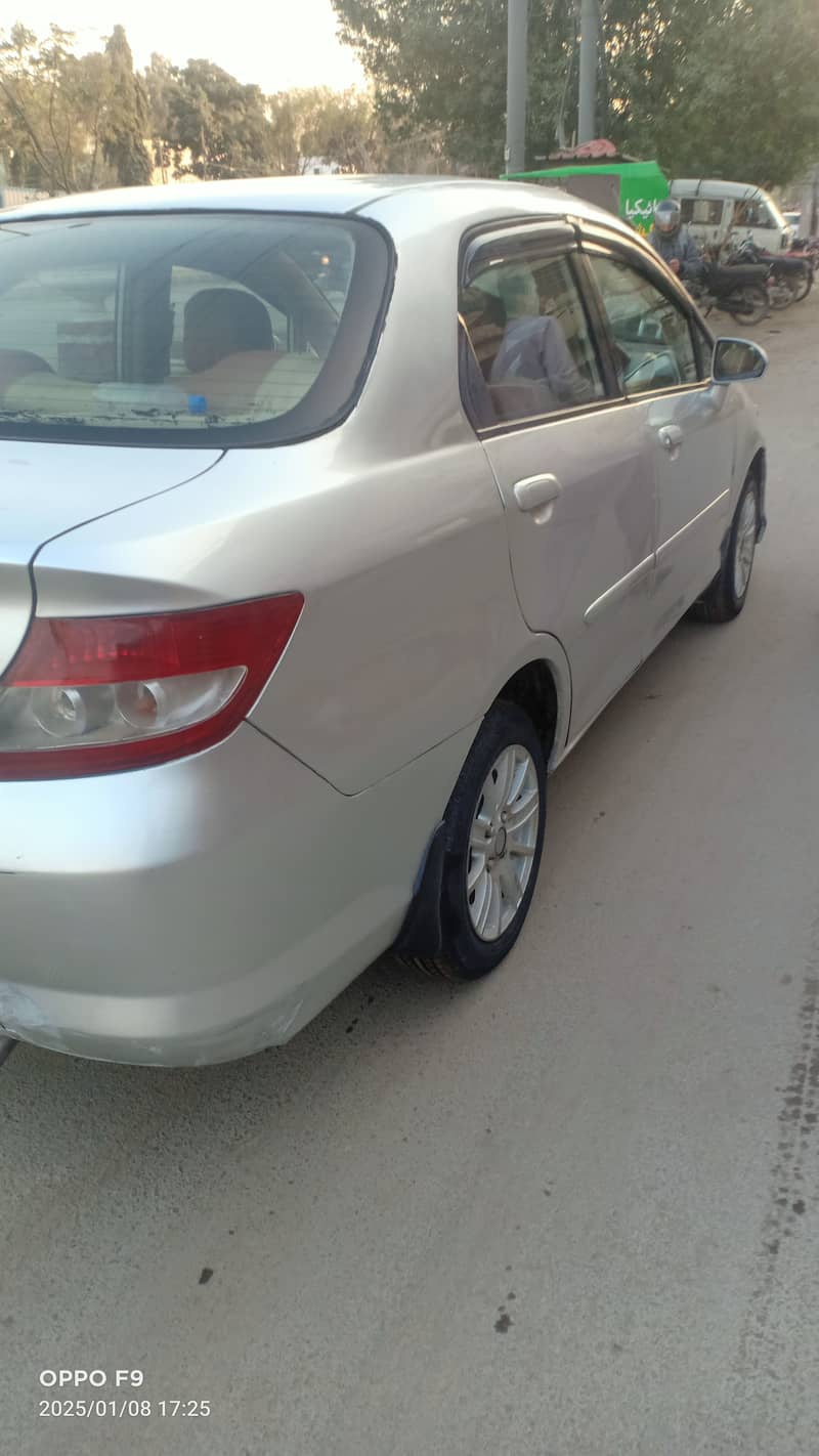 Honda City IDSI 2004 6