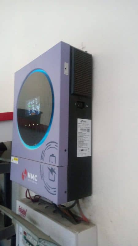 NMC Solar Inverter very less used awesome condition 4kW with batteries 2