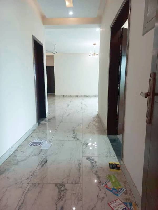 Brend New apartment available for Rent in Askari 11 sec-D Lahore 8