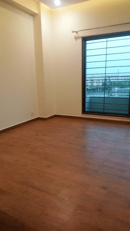 Brend New apartment available for Rent in Askari 11 sec-D Lahore 32