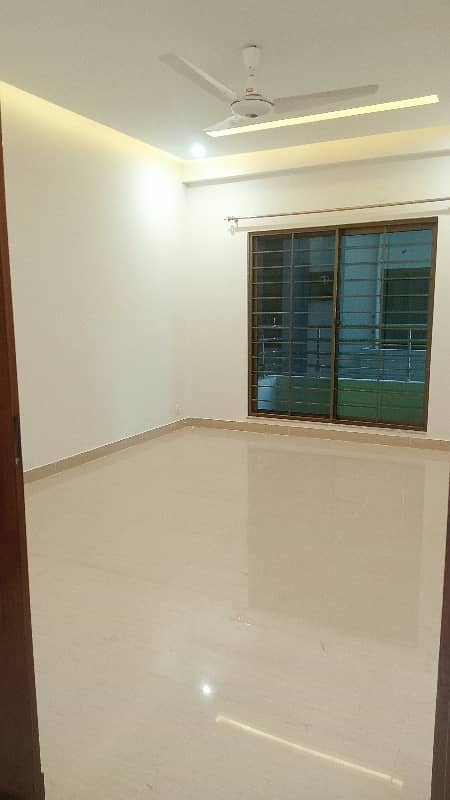 Brend New apartment available for Rent in Askari 11 sec-D Lahore 34