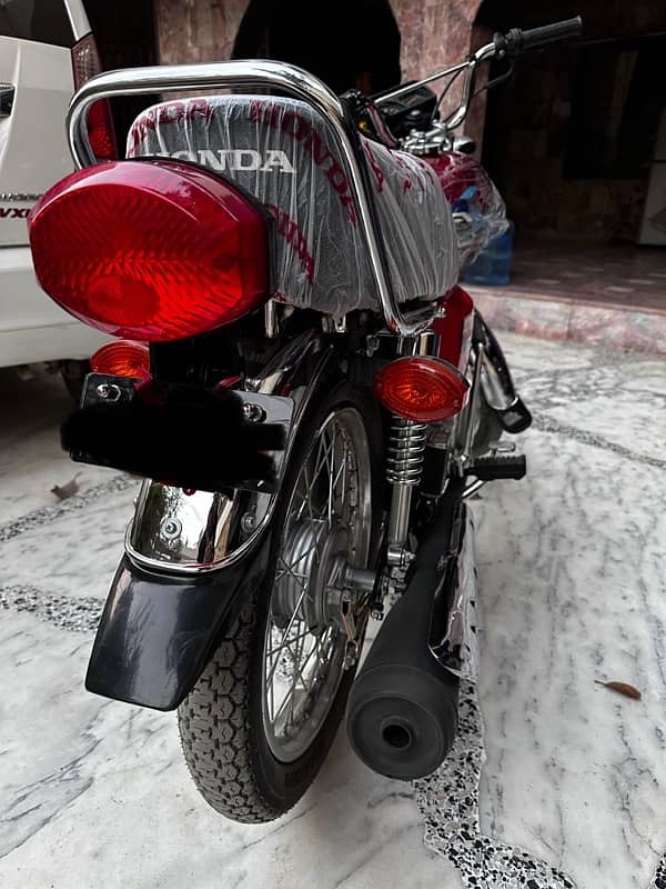 Honda CG125 2024 Total Original (324KM) Red 5