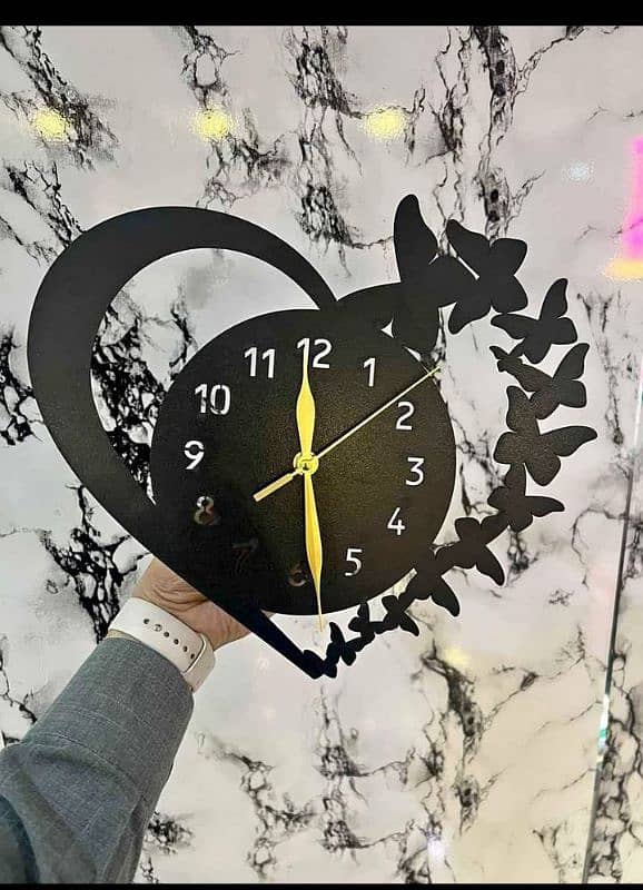 CLOCK AVAILABLE IN DECOR STUDIO 0