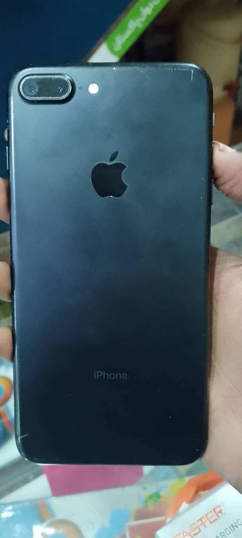 Apple iPhone 7 Plus 1