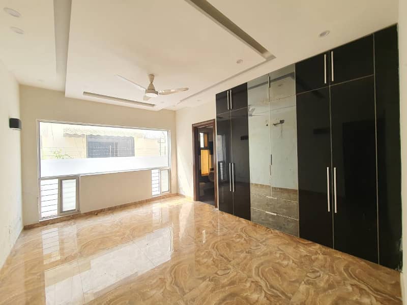 Well Maintained One Kanal Designer Bungalow Available For Rent Near Main Road Hot Location 10