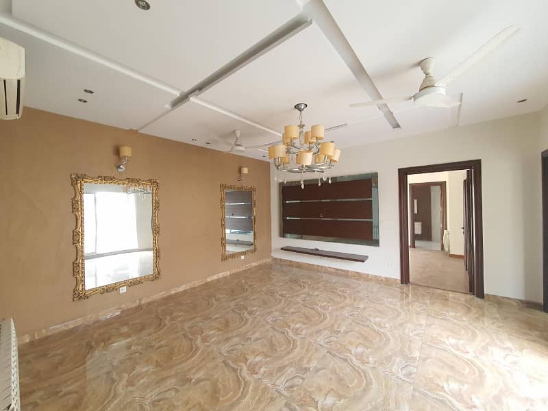 Well Maintained One Kanal Designer Bungalow Available For Rent Near Main Road Hot Location 16