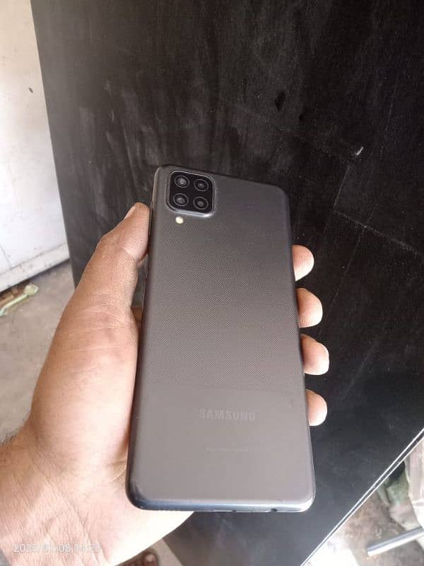 samsung A12 4/64 2