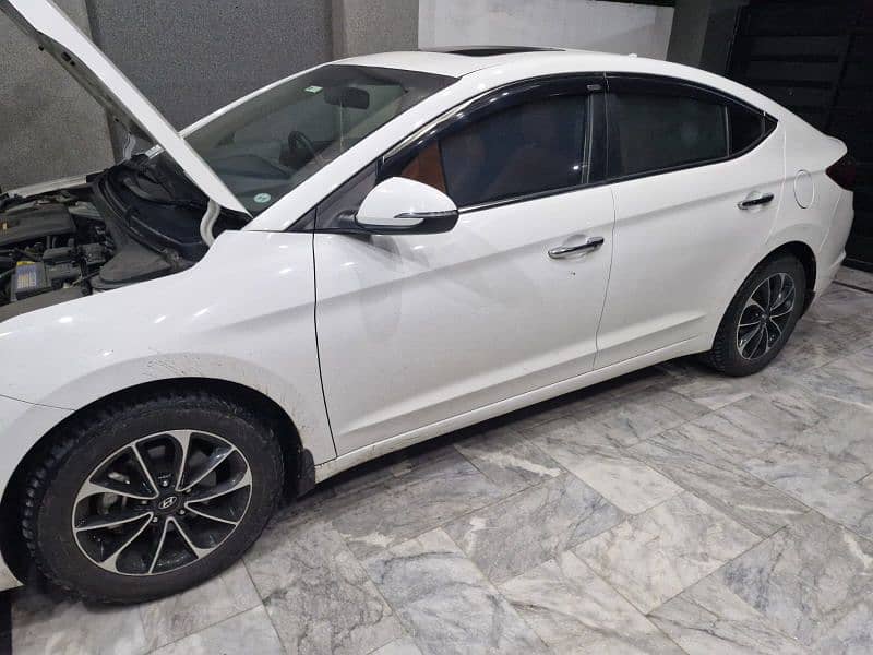 Hyundai Elantra GLS 2.0 Model 2021 6