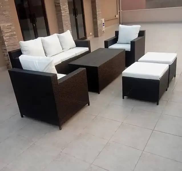 4 Seater Rattan sofa set 3