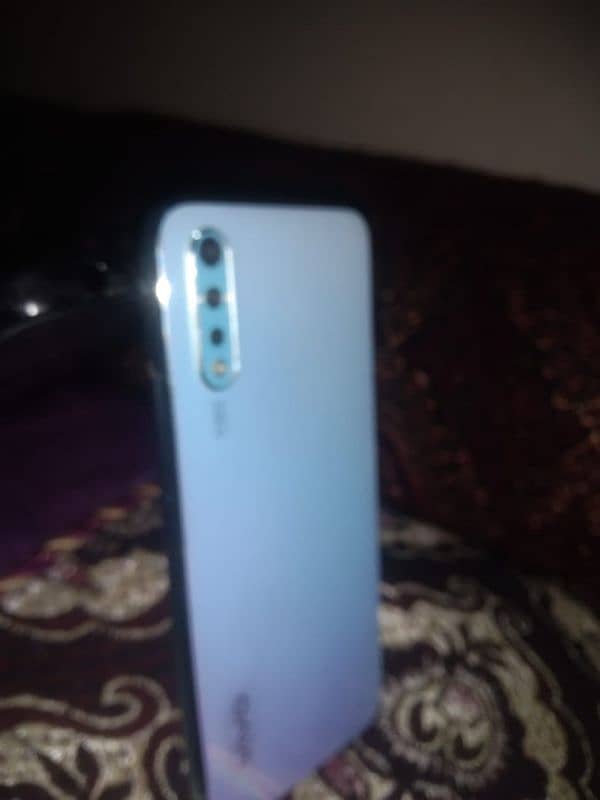 vivo s1 condition 10 by 10 8