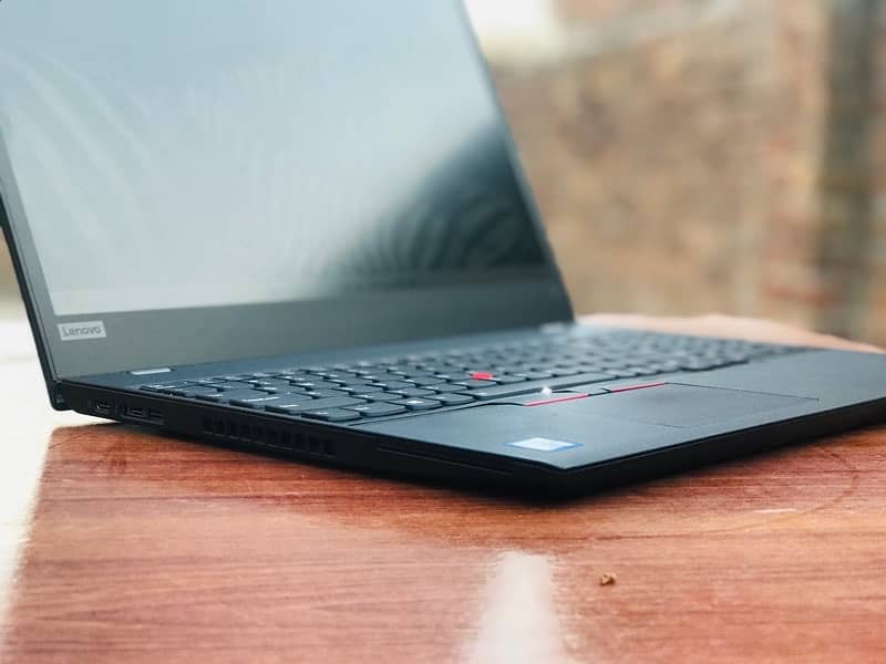 Lenovo Thinkpad p52s core i7-8th gen 2gb NVIDIA 1