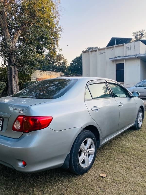 Toyota Corolla GLI 2010 5