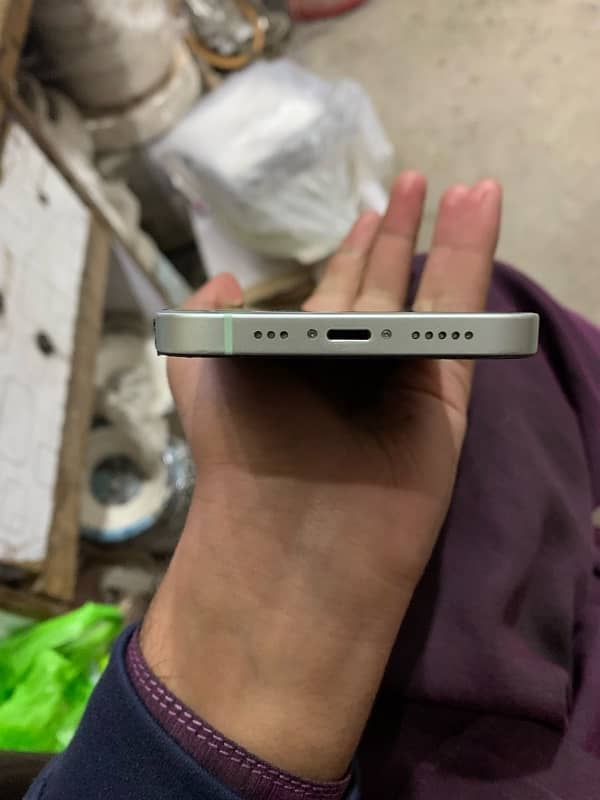 iphone 12 64gb non-pta (sim working) 4