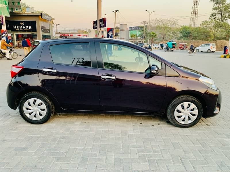 Toyota Vitz 2018 GRADE 4 9