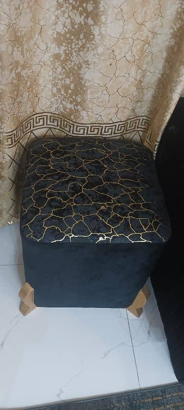 room sitting stool 2