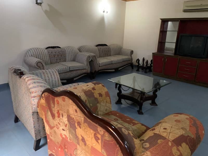 ONE KANAL HOUSE AVAILABLE FOR RENT 19