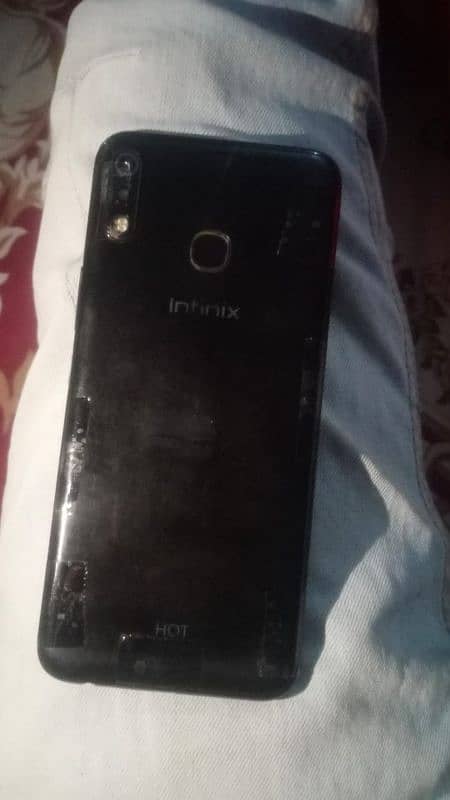 Infinix hot 8 1