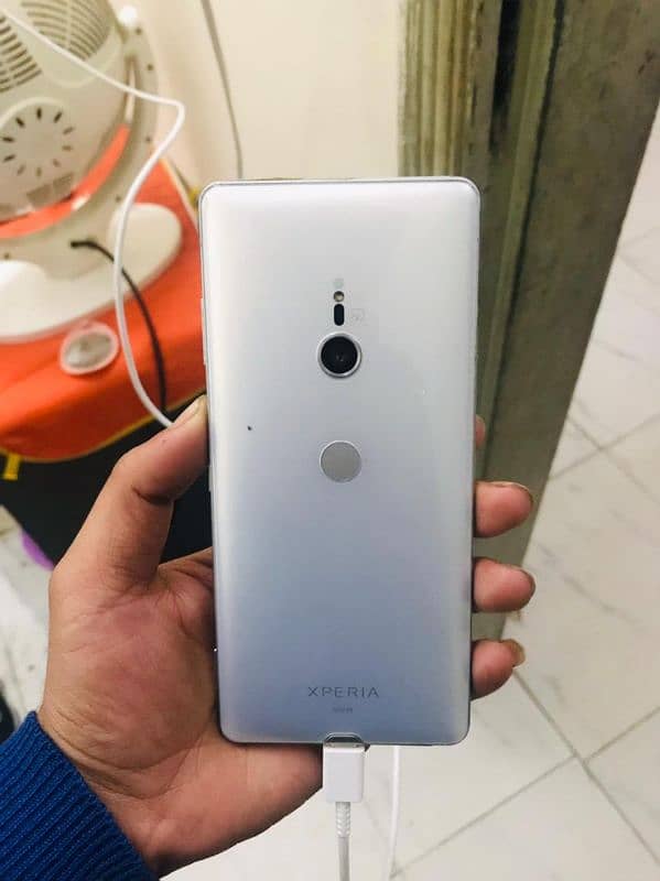 Sony Experia xz3 1