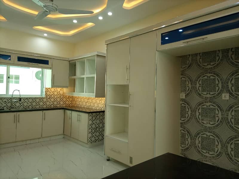 Brand New Kanal house available for rent in phase 8 block A bahria town Rawalpindi 15