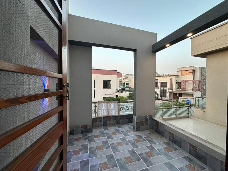 5 MARLA BRAND NEW HOUSE FOR SALE IN AA BLOCK BAHRIA TOWN LAHORE 2