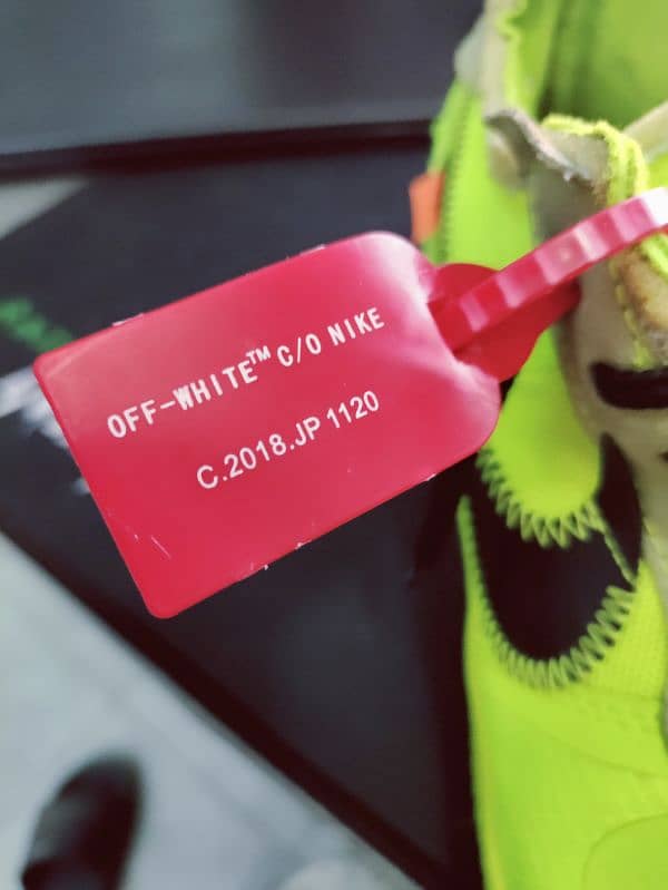 NIKE AIR FORCE 1 x OFF WHITE VOLT original 4