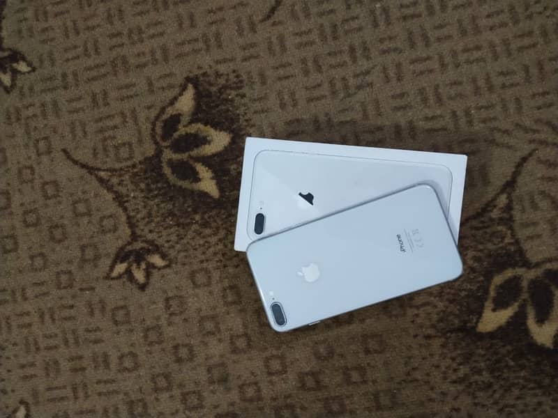 Apple iPhone 8 Plus PTA Approved official white colour 0