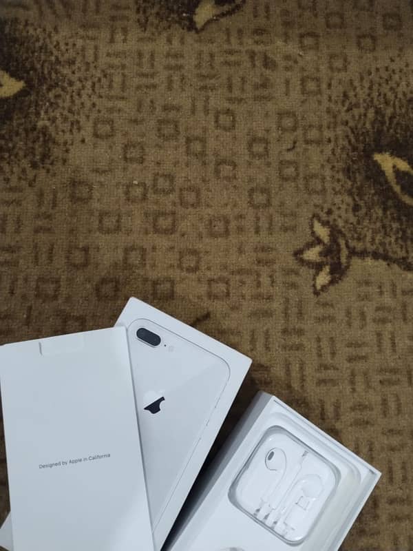 Apple iPhone 8 Plus PTA Approved official white colour 5