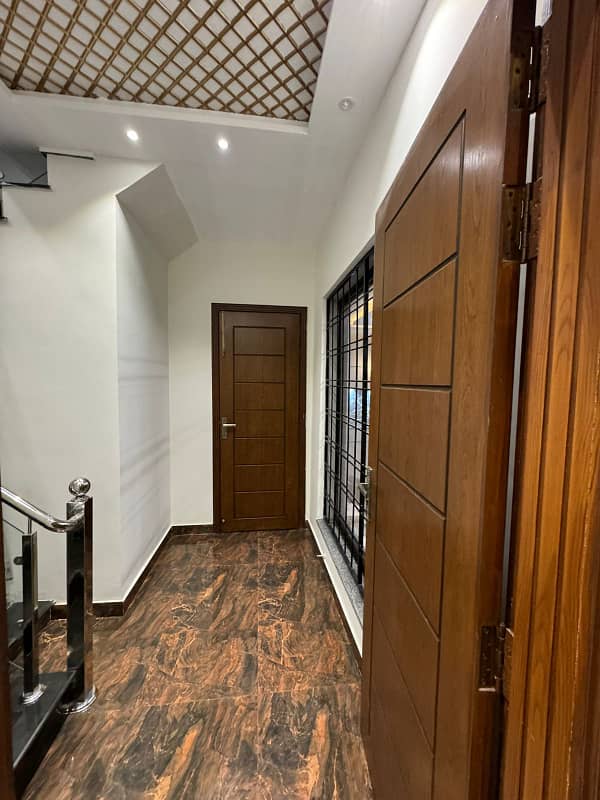 10 MARLA BRAND NEWHOUSE FOR SALE IN TALHA BLOCK BAHRIA TOWN LAHORE 12