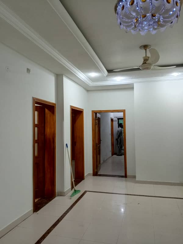 Upper portion 10 marla for rent in phase 2 bahria town rawalpindi 3