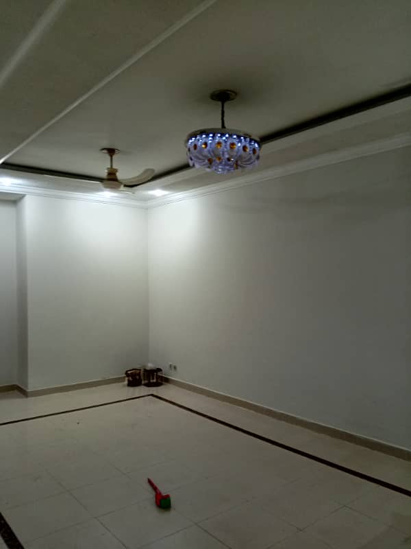 Upper portion 10 marla for rent in phase 2 bahria town rawalpindi 5