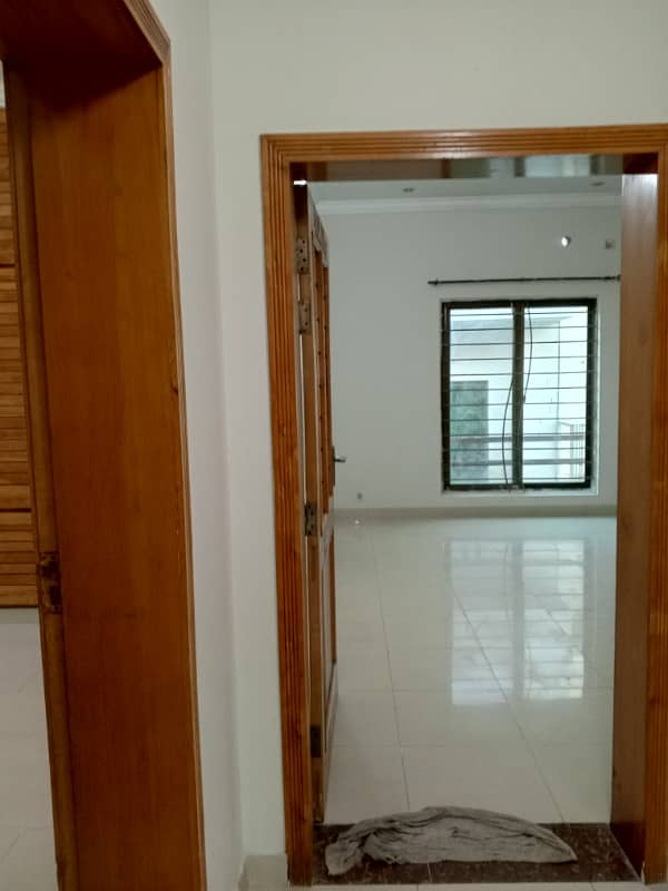 Upper portion 10 marla for rent in phase 2 bahria town rawalpindi 13