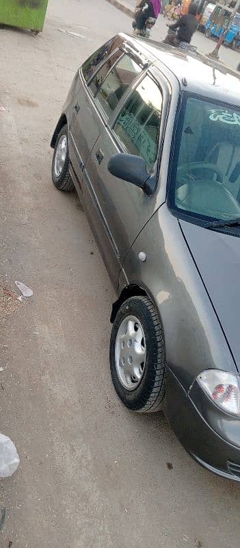 I'm selling my Suzuki cultus VXRi 2010 model 6