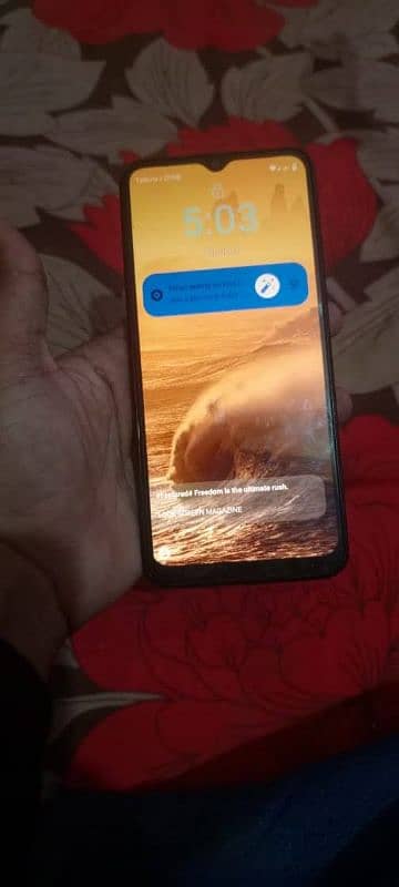 Realme C33 4/64 0