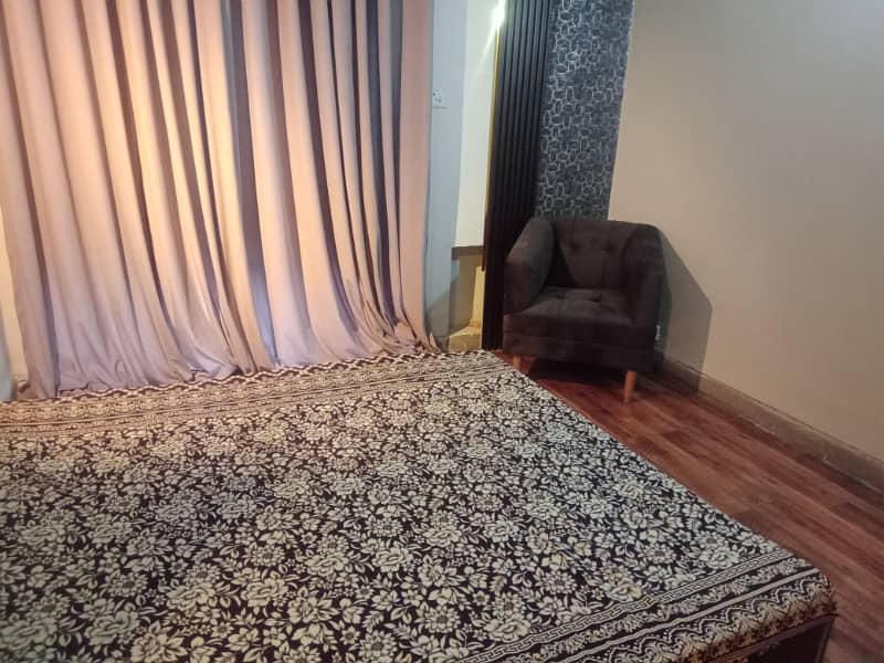 Full furnished 1 bedroom tvl kitchen ideal for bachelor in DHA phase 1 for rent 11