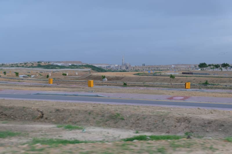 Precinct 28 NEW DEAL 125 Sq. Yards Residential Plot near Bahria Dancing Fountain Bahria Town Karachi 7