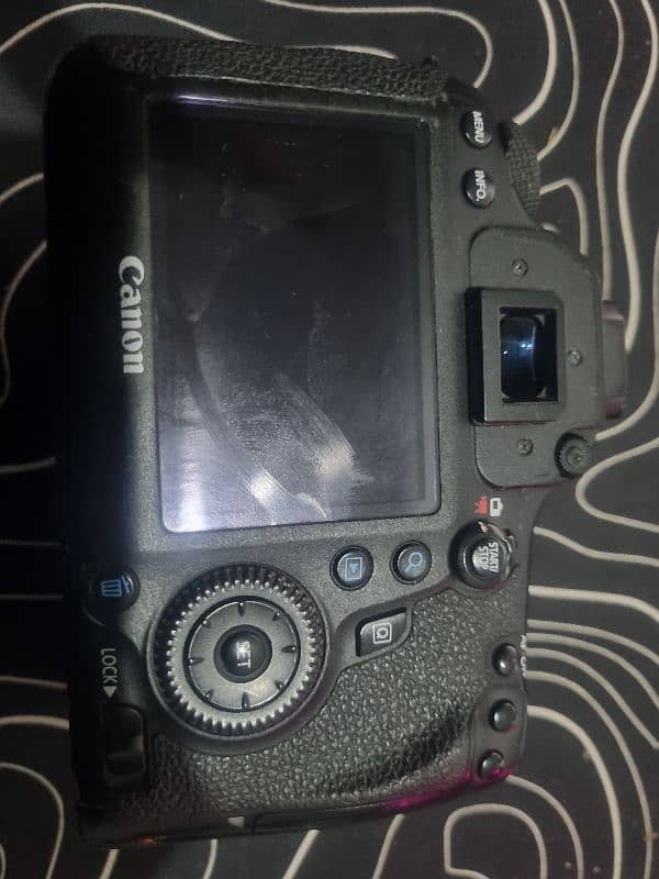 canon 6d full frame body 4