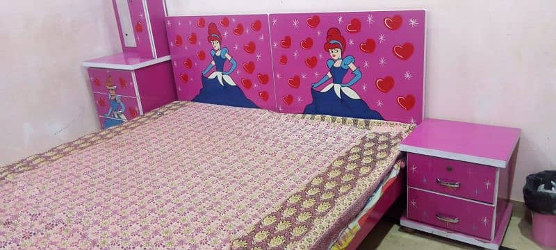 Girls bedroom set 2