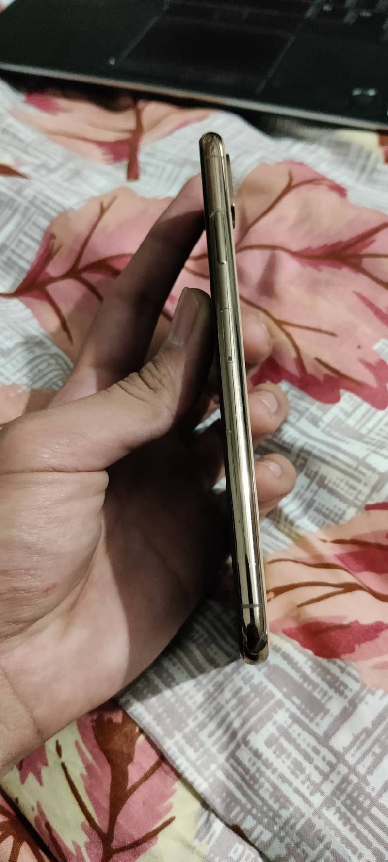 Apple iPhone XS Max 1