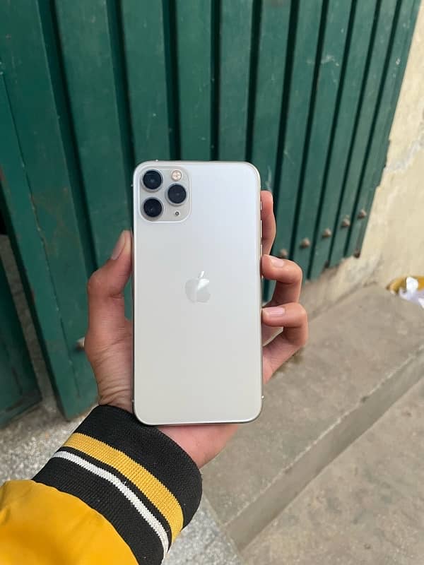 iphone 11 pro 64gb non pta FU 0