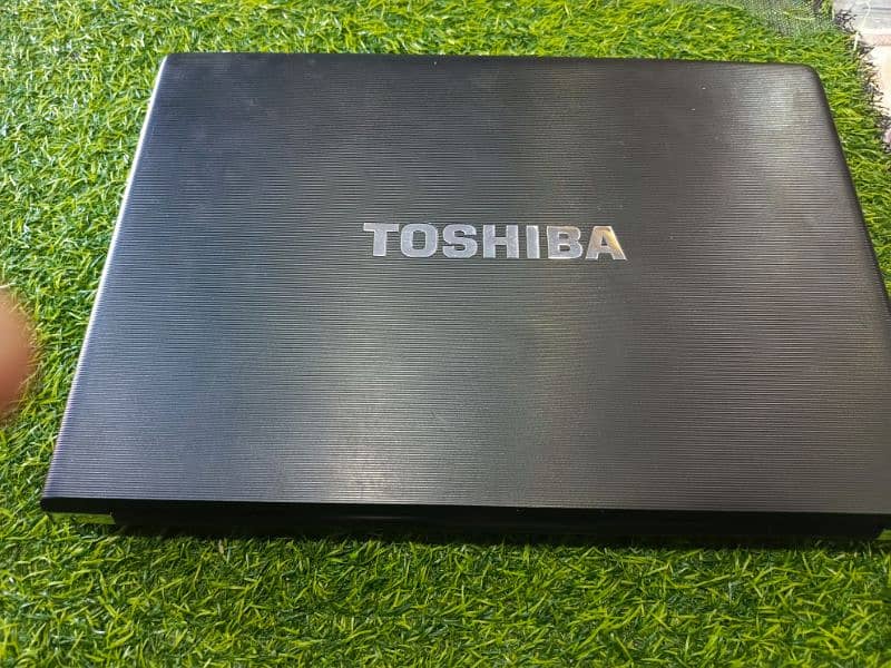 Toshiba Gaming laptop 3