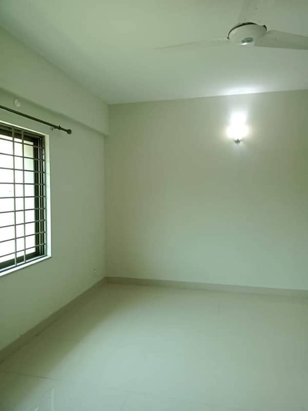 New apartment available for sale in Askari 11 sec-B Lahore 15