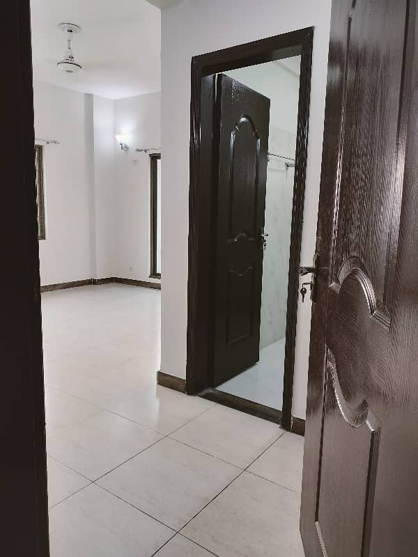 4-Bedroom Apartment for sale in Askari 11 sec-B Lahore 19