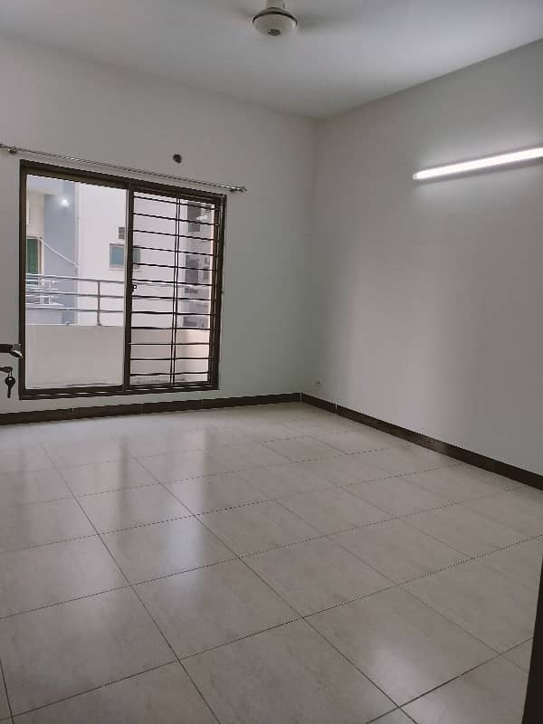 4-Bedroom Apartment for sale in Askari 11 sec-B Lahore 20