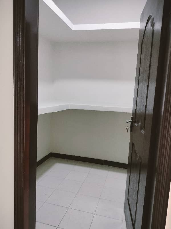 4-Bedroom Apartment for sale in Askari 11 sec-B Lahore 21